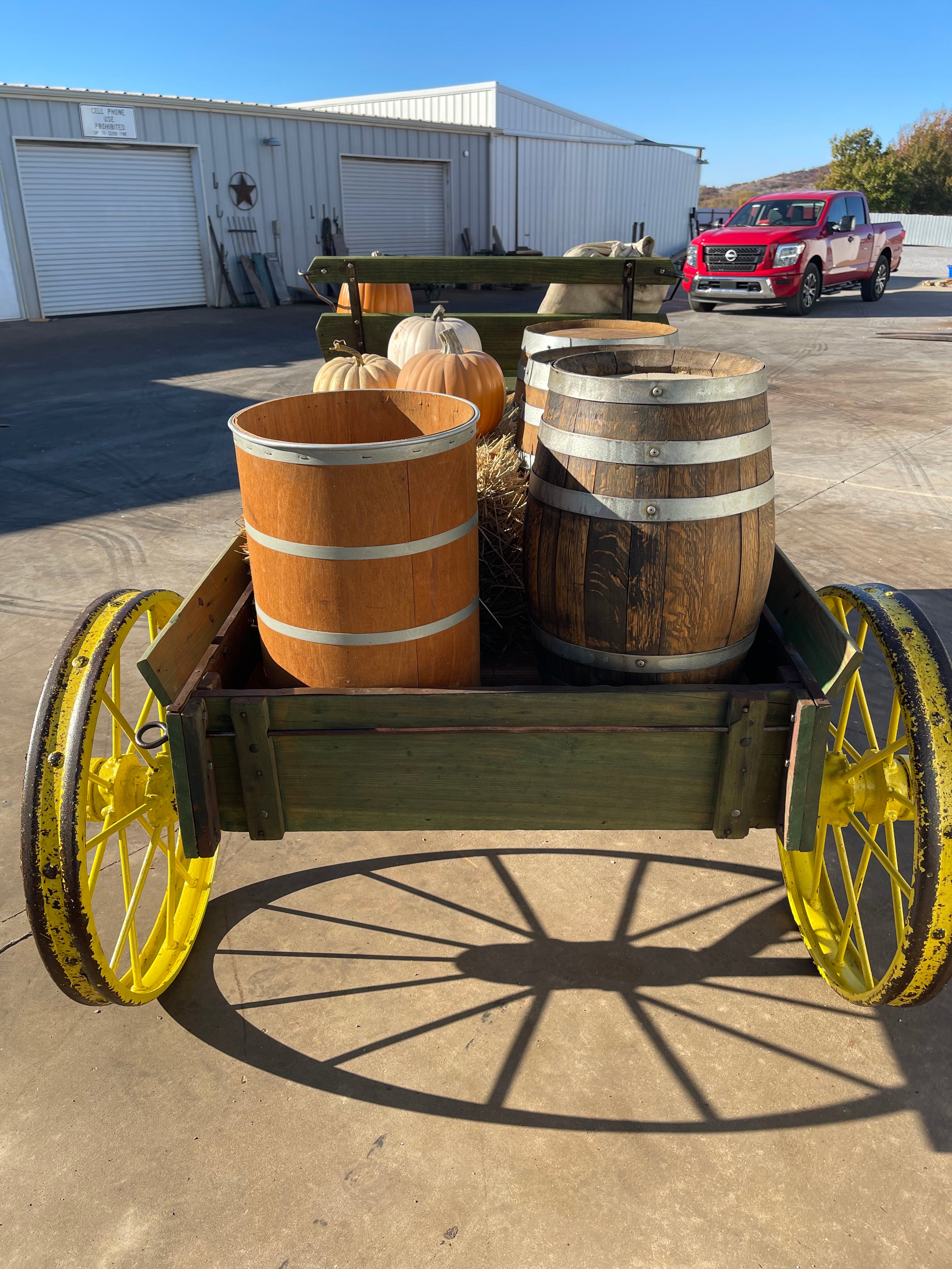 #405 John Deere Flare Side Display Wagon