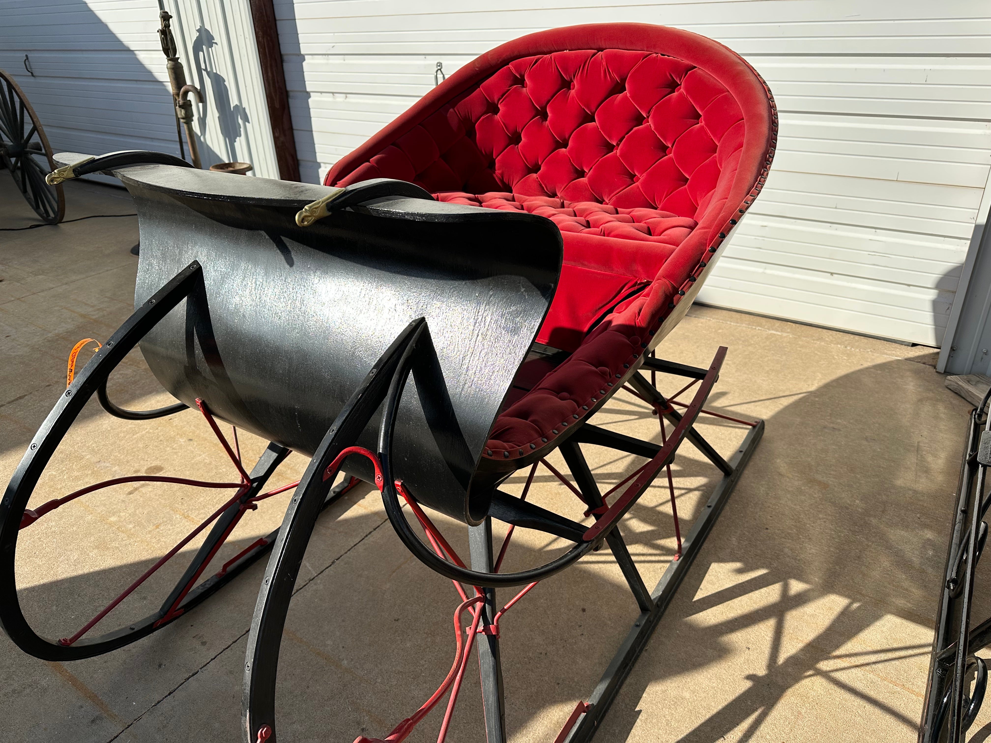 Nice Antique Sleigh. #2