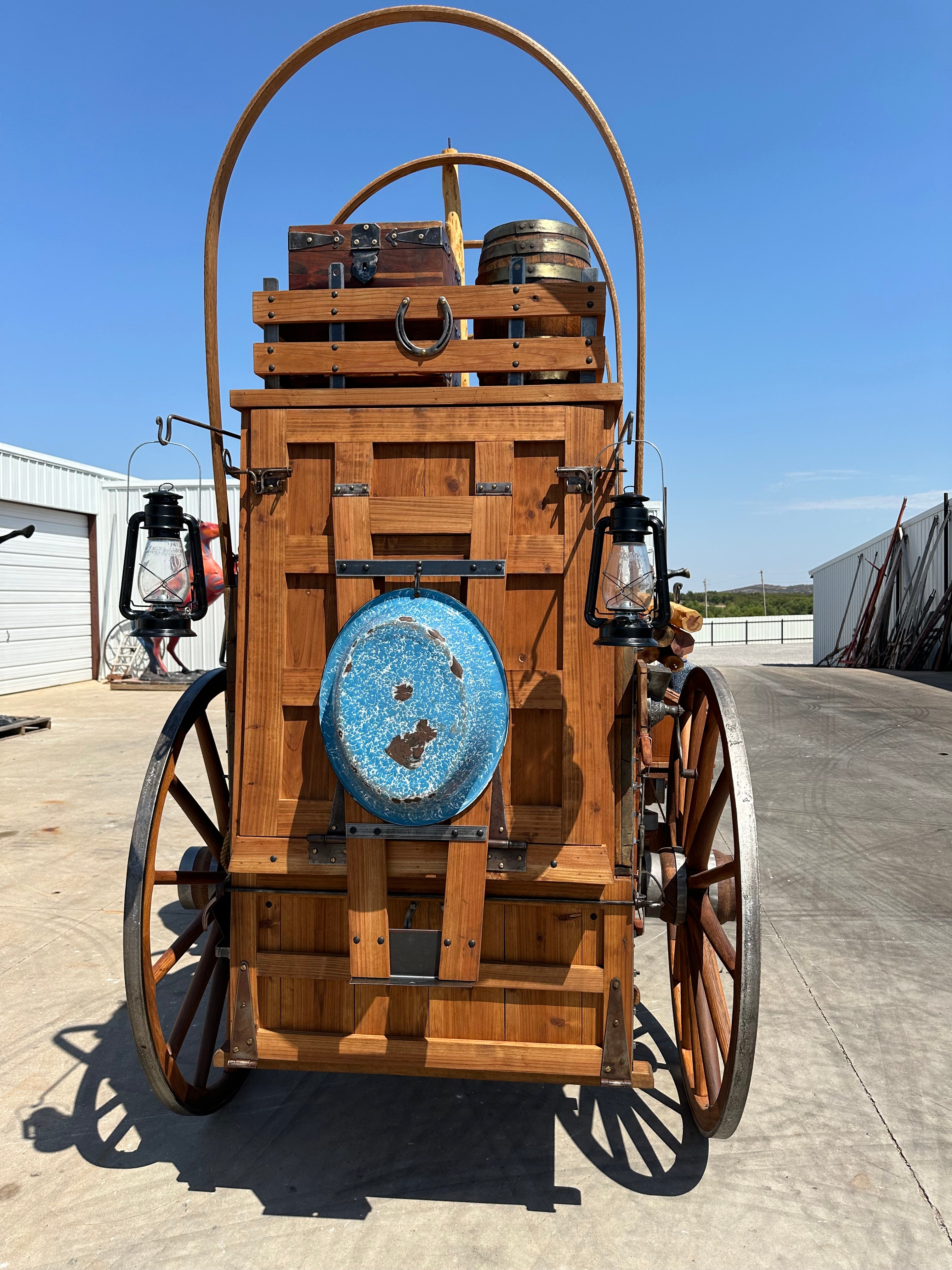 Peter Schuttler High Narrow Chuckwagon