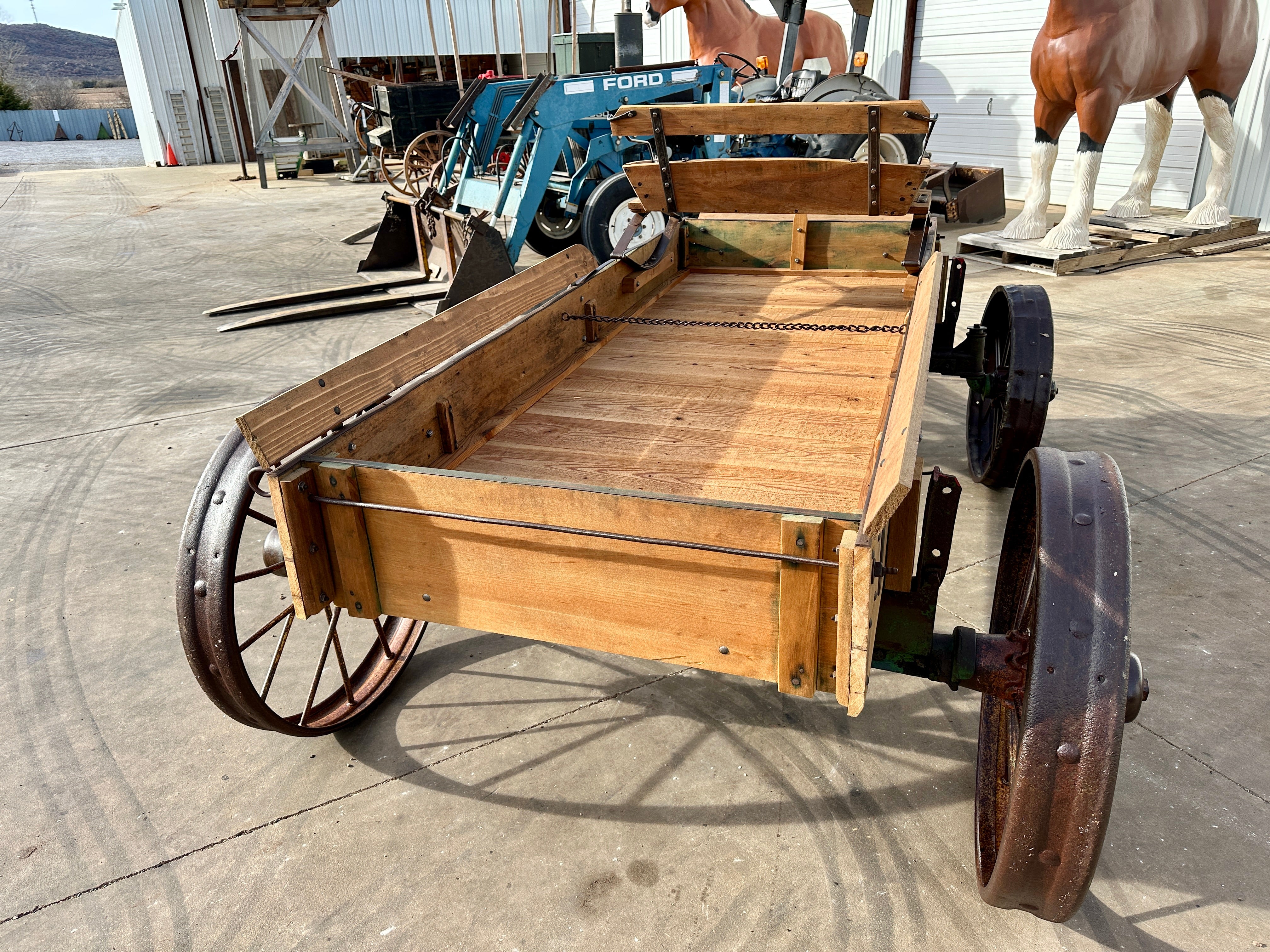 #407 John Deere Flare Side Harvest Wagon