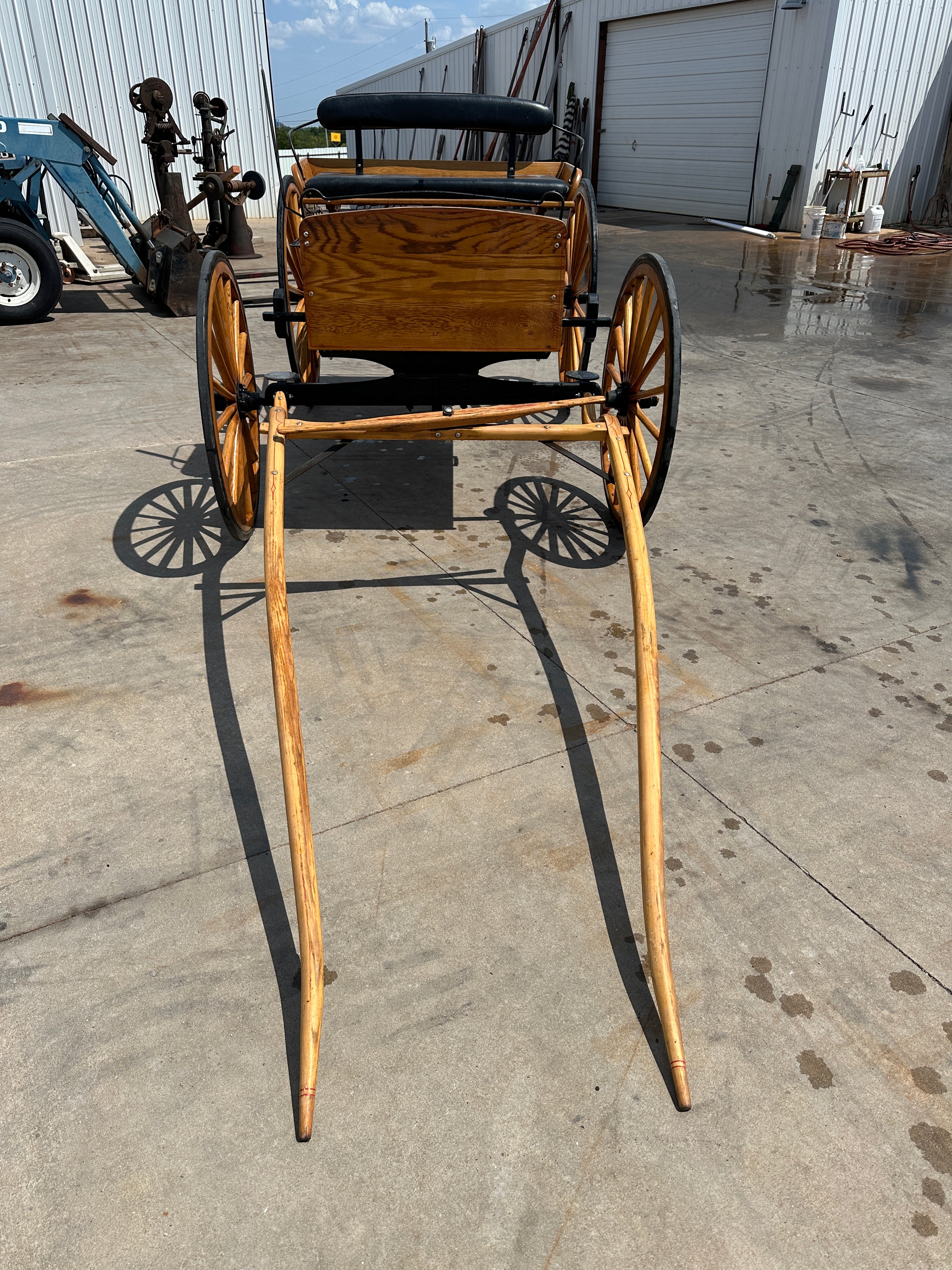 Oak Buckboard Wagon